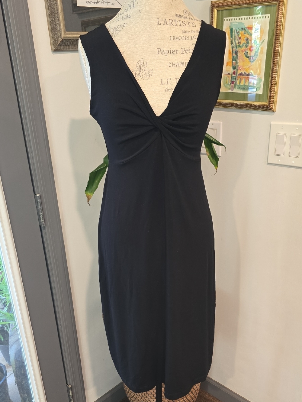 Olian Black V-Neck Twist-Front Midi Dress